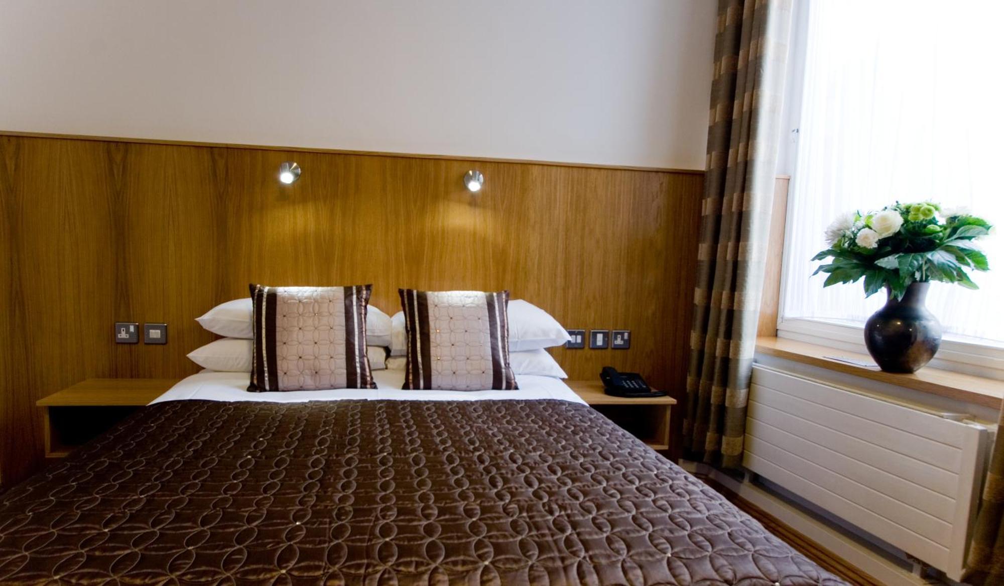 Blooms Hotel — Photos 3